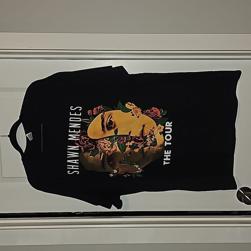 Shawn Mendes 2019 Tour w Alessia Cara Size XL New/ Never worn Black - Picture 3 of 10